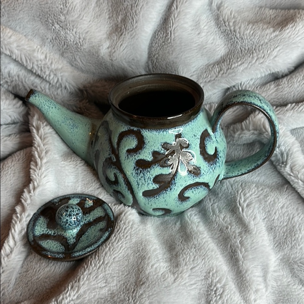 💕6-cup Handmade Teapot 💕